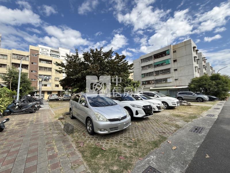 鹽埕圖書館二樓三房靓寓房屋室內格局與周邊環境