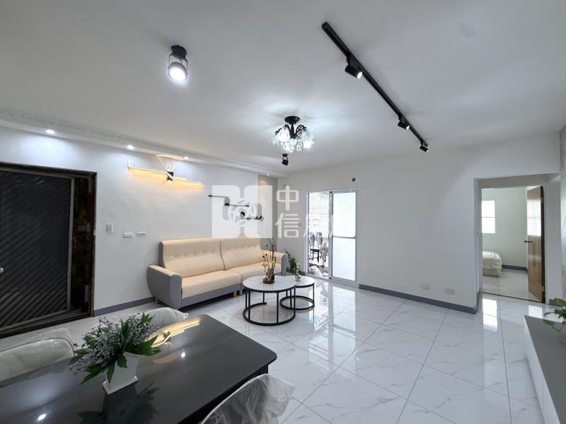 鹽埕圖書館二樓三房靓寓房屋室內格局與周邊環境