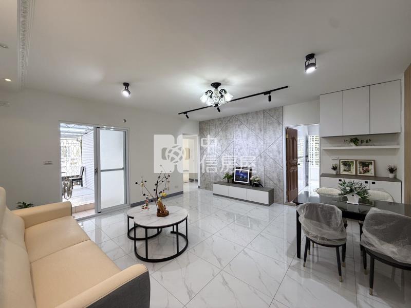 鹽埕圖書館二樓三房靓寓房屋室內格局與周邊環境