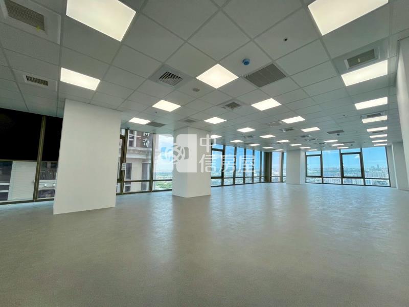 七期地標TOP1經貿中心高樓雙平車商辦房屋室內格局與周邊環境