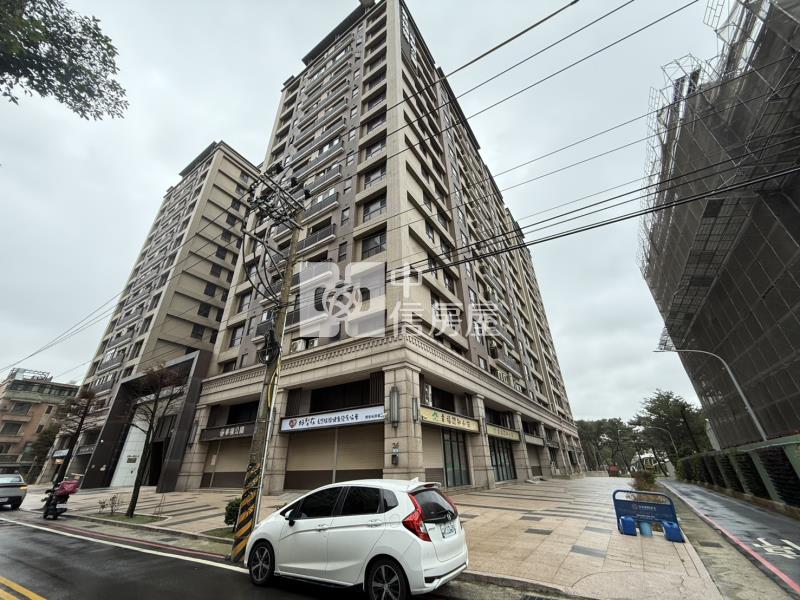 【安家】幸福公園露台二房雙衛浴+車位房屋室內格局與周邊環境