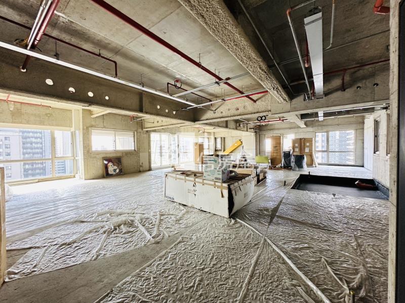 七期府會園道似水年華毛坯視野戶房屋室內格局與周邊環境