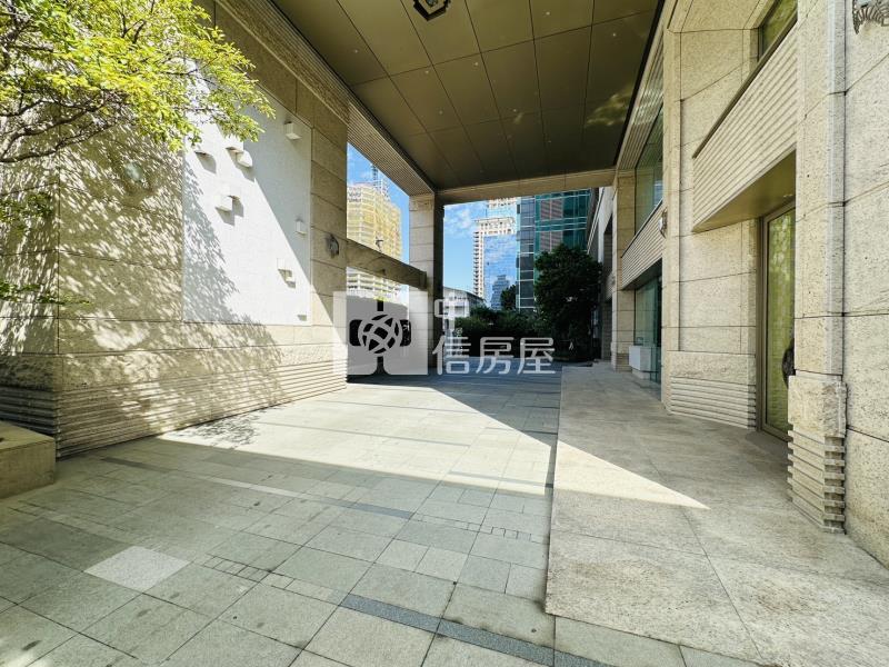 七期府會園道似水年華毛坯視野戶房屋室內格局與周邊環境