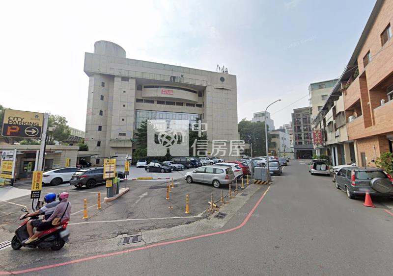 水湳市場捷運透天房屋室內格局與周邊環境