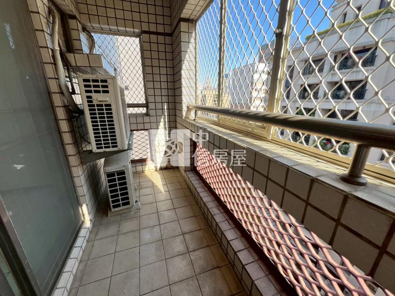 惠文國小3房車位房屋室內格局與周邊環境