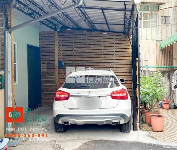 南興國中旁車庫別墅房屋室內格局與周邊環境