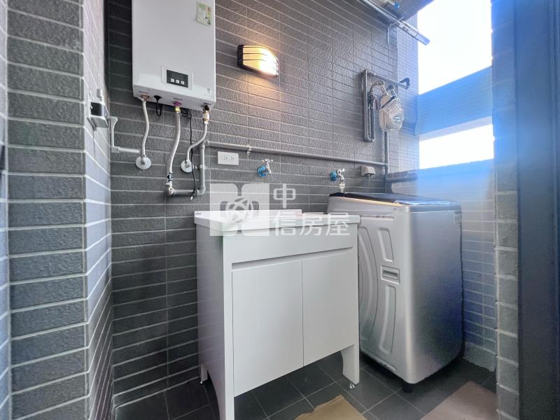 昌祐閱灣二房平車房屋室內格局與周邊環境