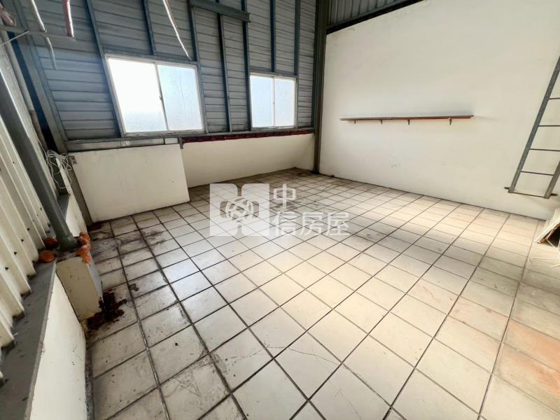 楊梅秀才路電力公司旁別墅房屋室內格局與周邊環境