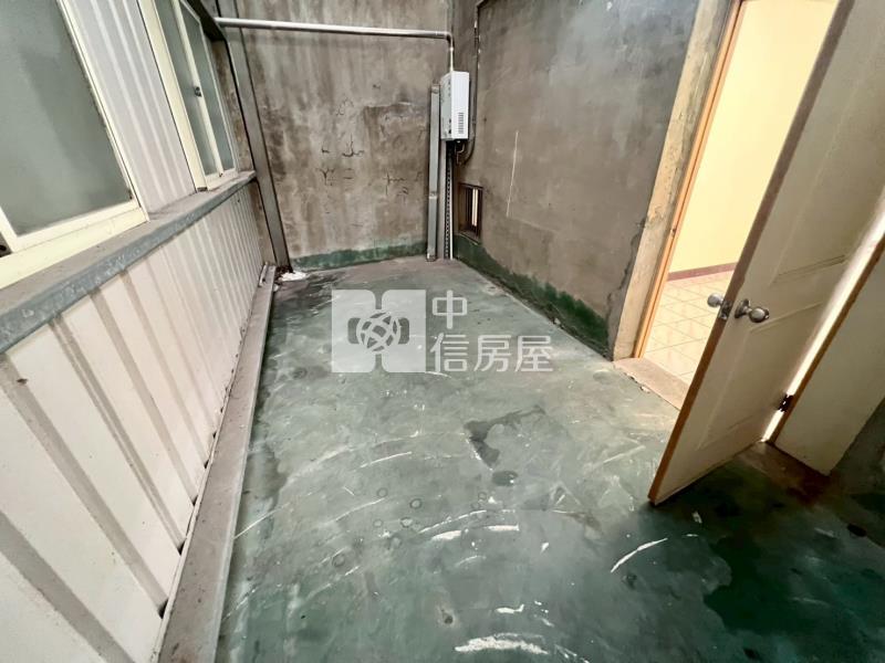 楊梅秀才路電力公司旁別墅房屋室內格局與周邊環境