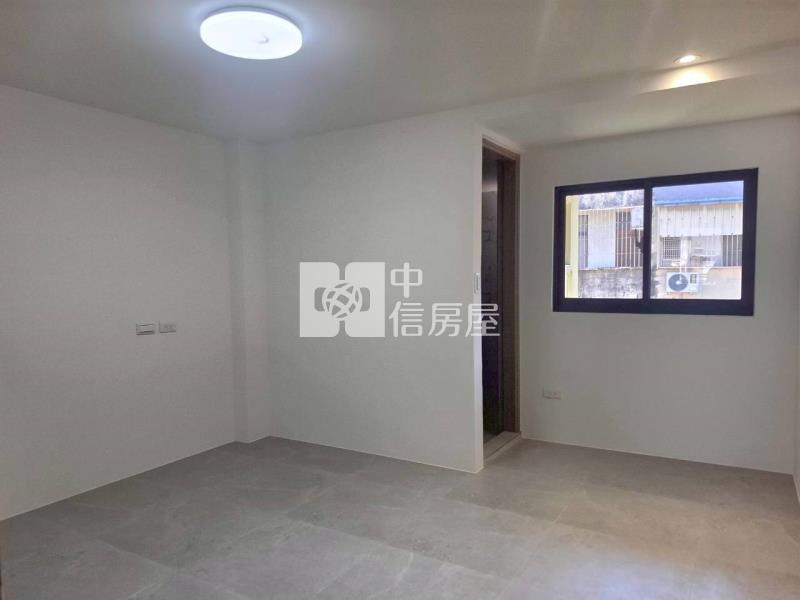 南區日新國小旁整新四套房透天房屋室內格局與周邊環境