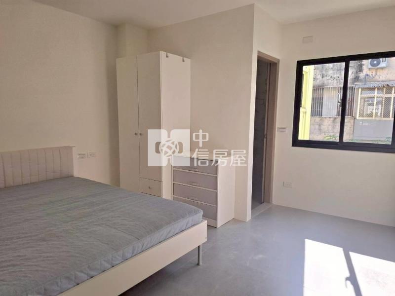 南區日新國小旁整新四套房透天房屋室內格局與周邊環境