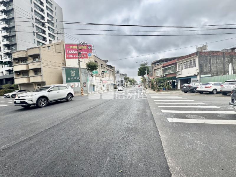 近A21捷運站.交流道.臨南園二路建地房屋室內格局與周邊環境