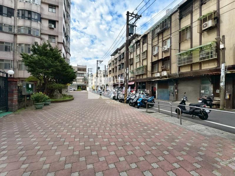 內壢高中太陽村精緻美四房房屋室內格局與周邊環境