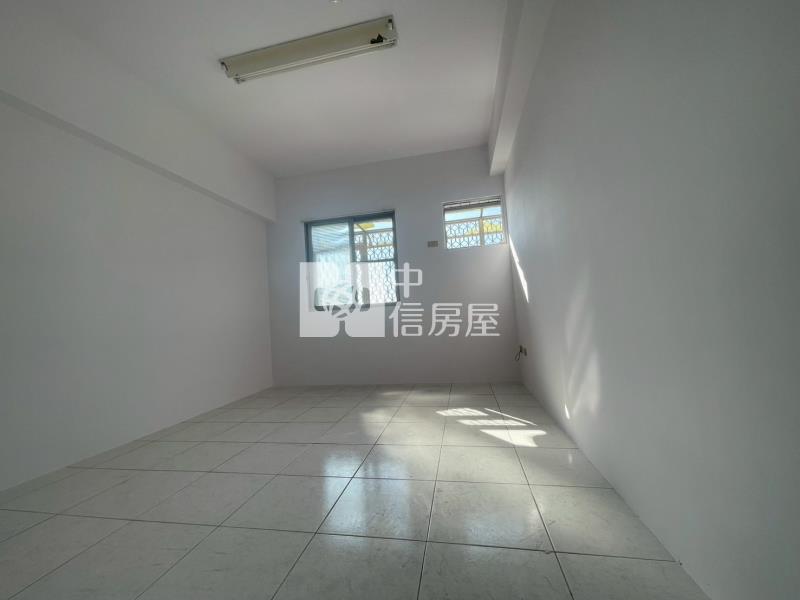 長治近演藝廳車位大3房*專約*房屋室內格局與周邊環境