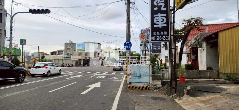 關廟埤仔頭平車樓中樓寓房屋室內格局與周邊環境