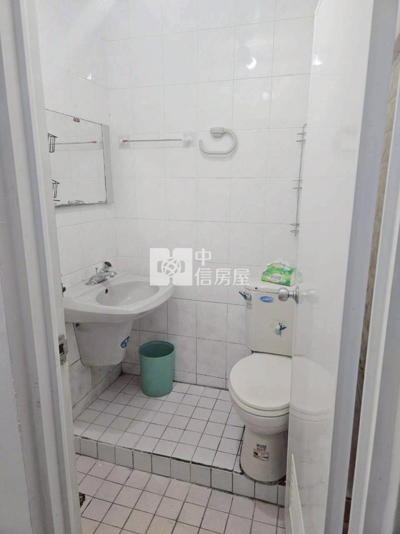 台南應大旁龍的天下2改3房車位房屋室內格局與周邊環境