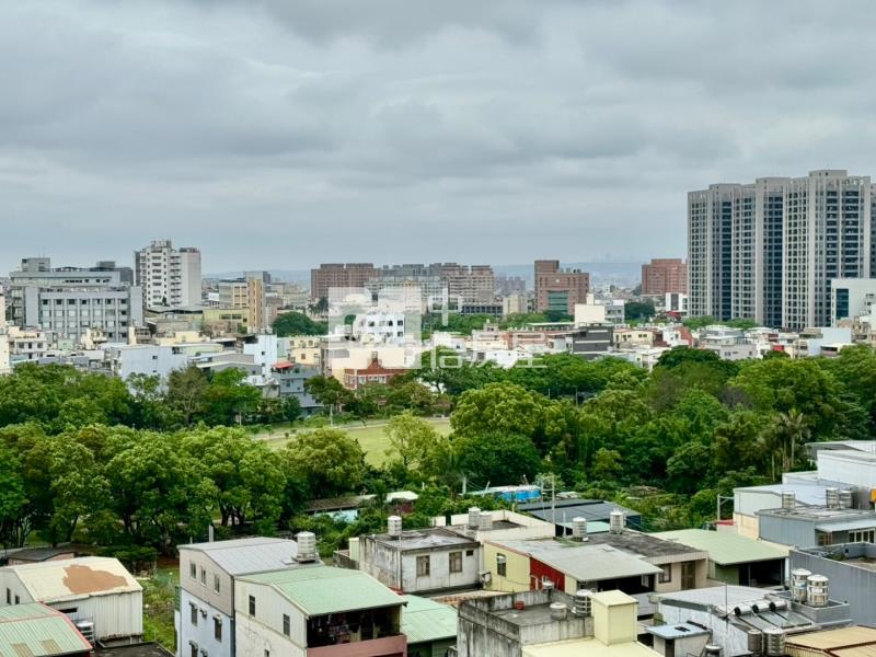 龍岡高指名社區【富旺新世紀】三房車房屋室內格局與周邊環境