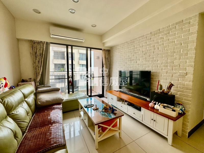 龍岡高指名社區【富旺新世紀】三房車房屋室內格局與周邊環境