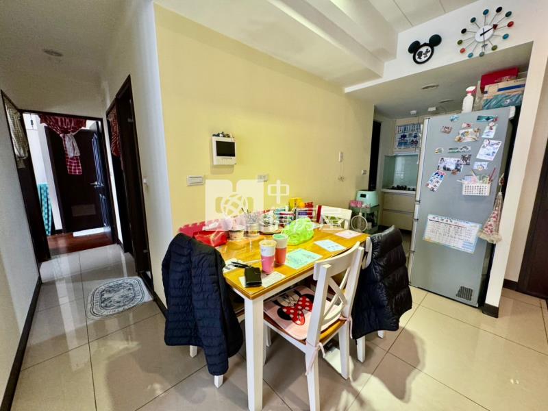 龍岡高指名社區【富旺新世紀】三房車房屋室內格局與周邊環境