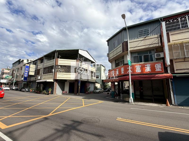 洲際漢神旁大富路角間透店房屋室內格局與周邊環境