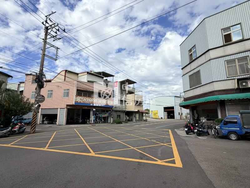 洲際漢神旁大富路角間透店房屋室內格局與周邊環境
