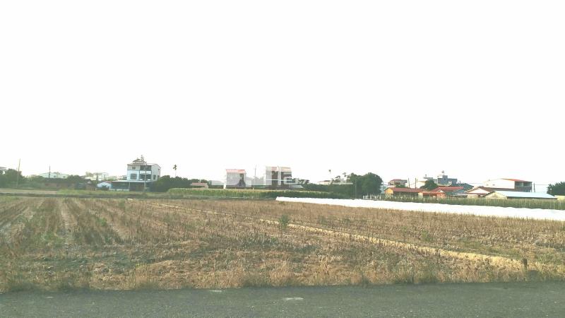 近東山休息站臨路美農地2房屋室內格局與周邊環境