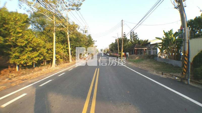 近東山休息站臨路美農地1房屋室內格局與周邊環境