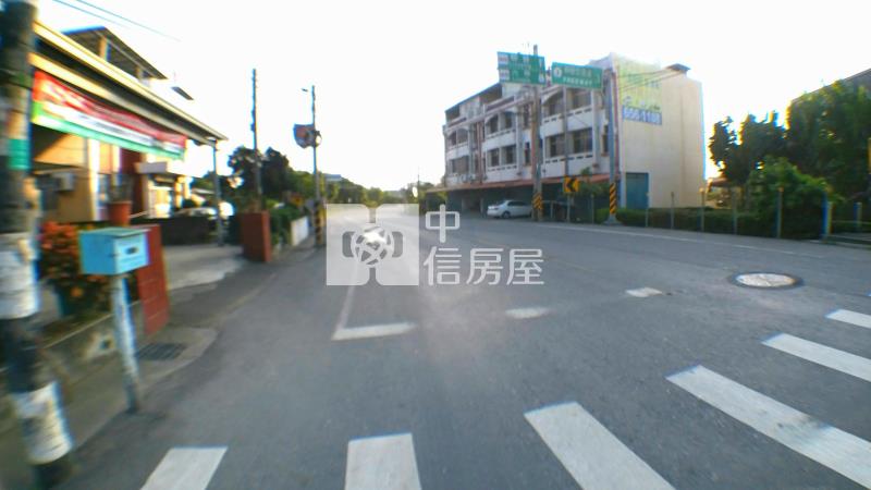 近東山休息站臨路美農地1房屋室內格局與周邊環境
