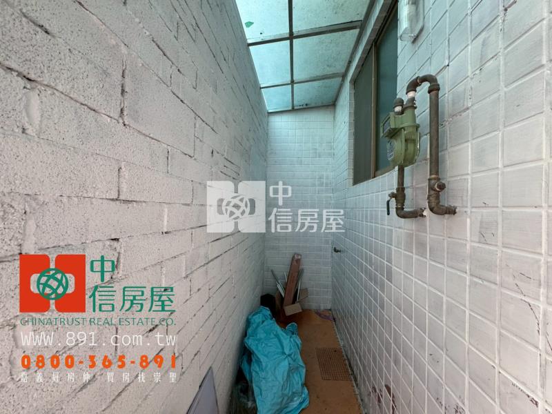 港坪公園旁車位樓店房屋室內格局與周邊環境