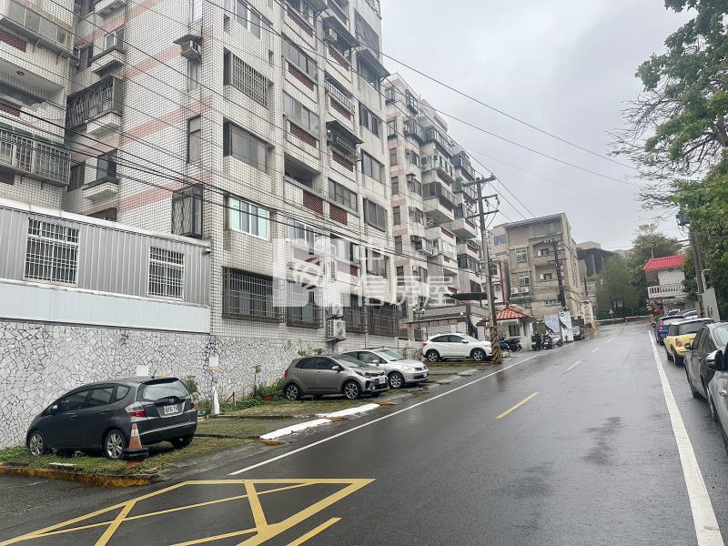 雙子星東區最便宜大2房+平車房屋室內格局與周邊環境