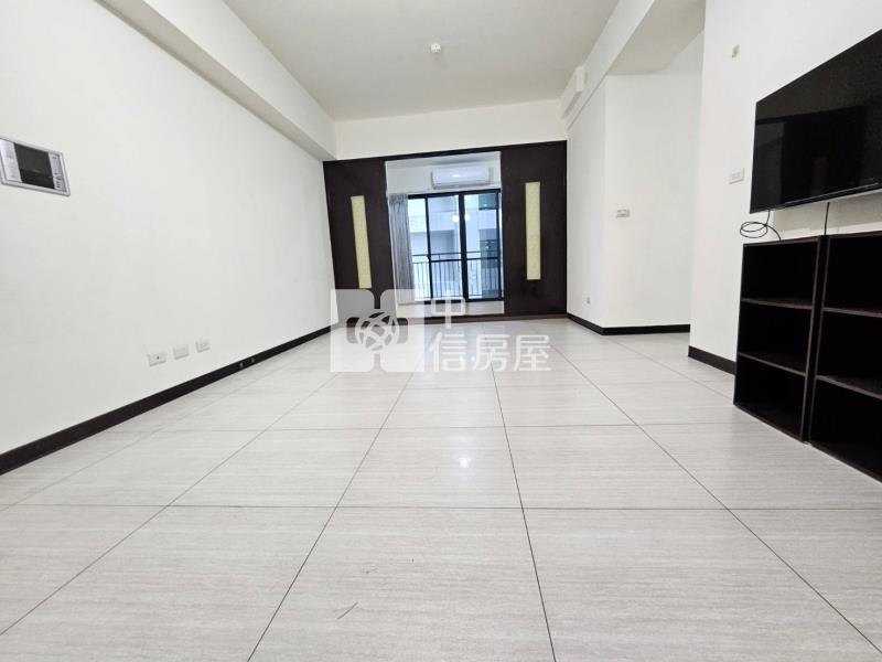 頭份品未來車位大樓房屋室內格局與周邊環境