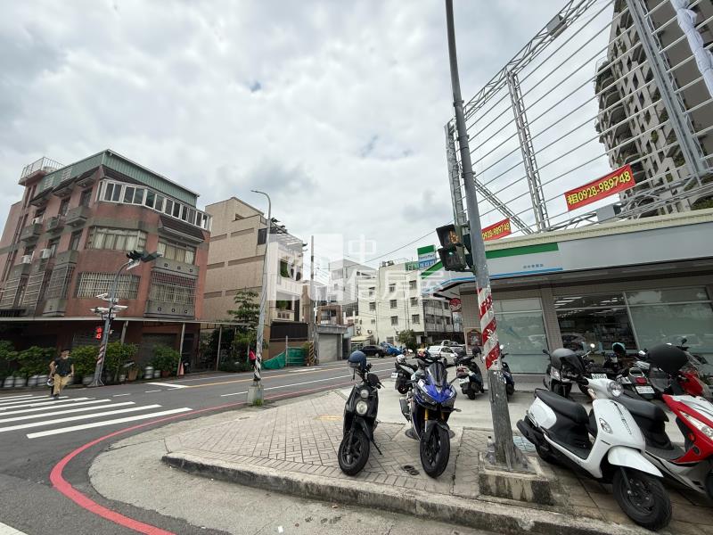 14期昌平東六路住1之1建地房屋室內格局與周邊環境