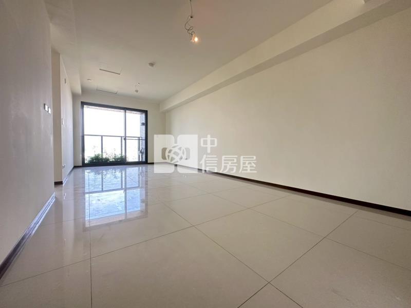 浩瀚湖濱城最美棟別面公園三房平車房屋室內格局與周邊環境