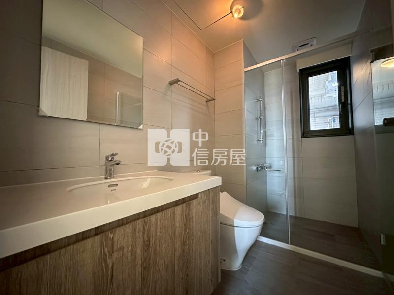 浩瀚湖濱城最美棟別面公園三房平車房屋室內格局與周邊環境