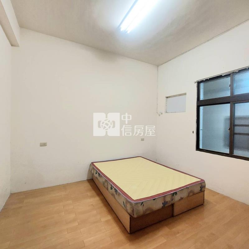 文化路雙車大別墅房屋室內格局與周邊環境