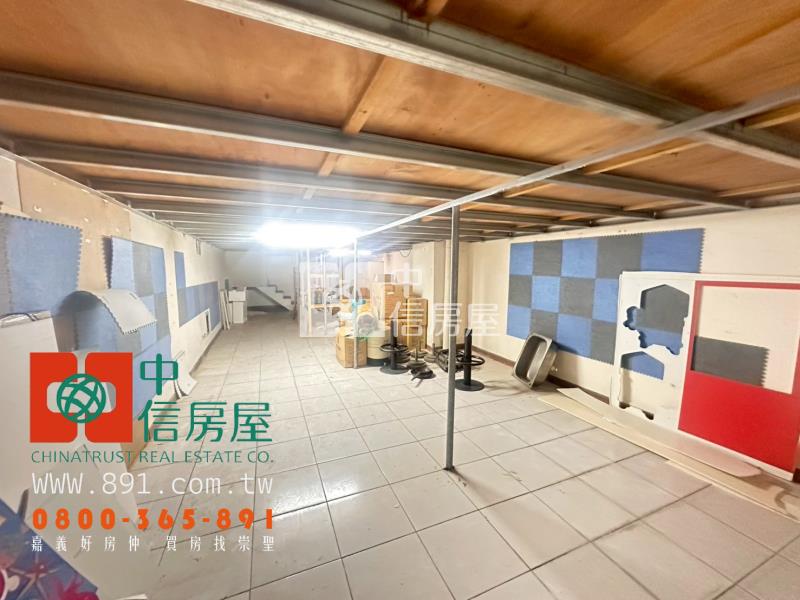瑞滿堂邊間樓店+車位房屋室內格局與周邊環境