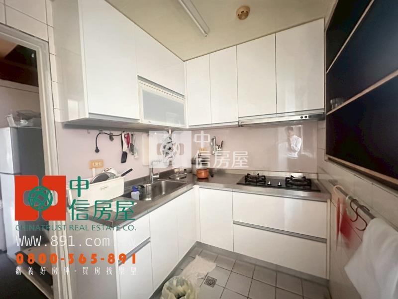 瑞滿堂邊間樓店+車位房屋室內格局與周邊環境