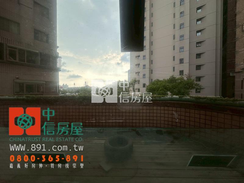 瑞滿堂邊間樓店+車位房屋室內格局與周邊環境