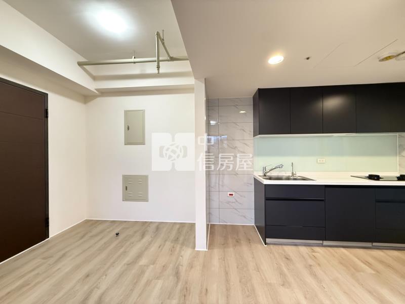 【安家】青埔自由之丘次頂樓景觀2房平面車位房屋室內格局與周邊環境