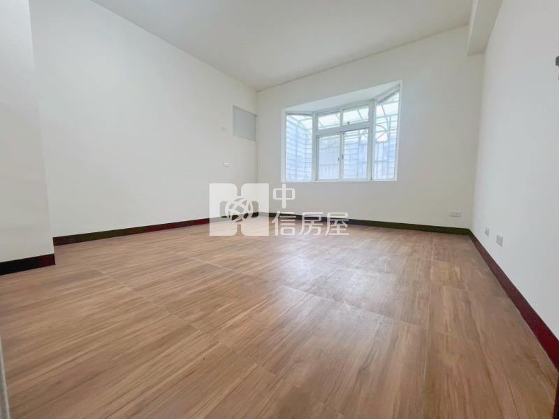 信義區華廈 深美國小旁電梯美3房房屋室內格局與周邊環境