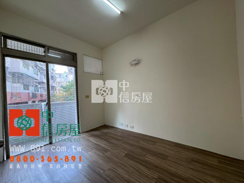 民雄埤角公園透天房屋室內格局與周邊環境