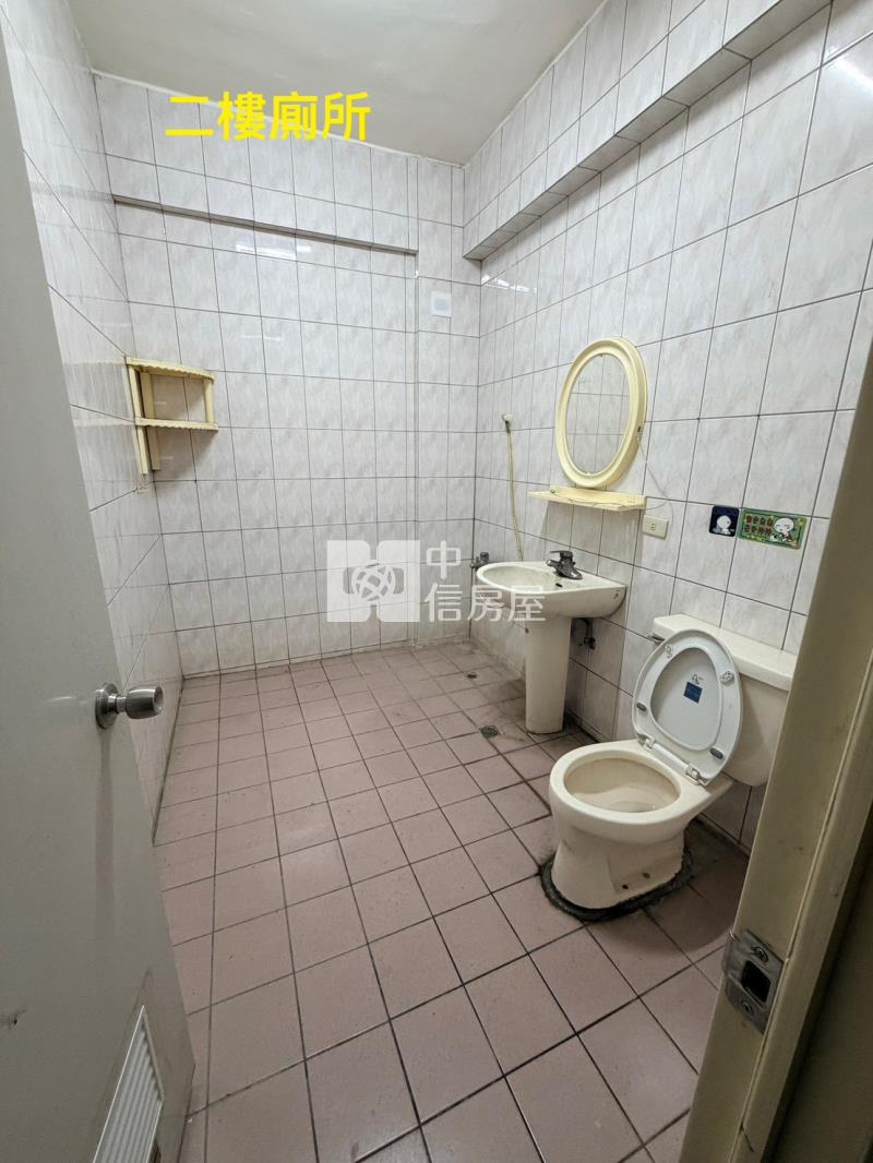 正金陵路透店房屋室內格局與周邊環境