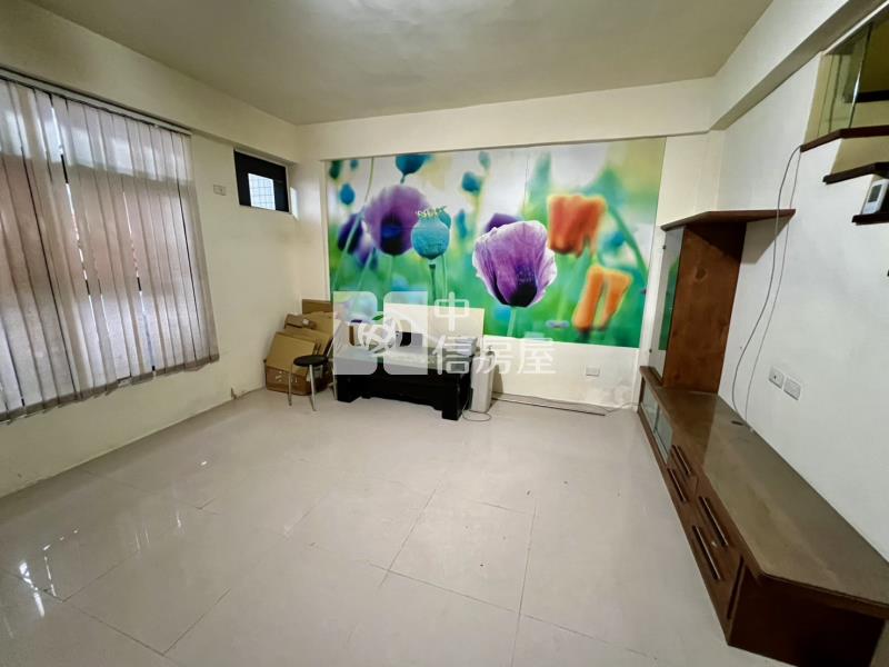 ●山林松境車庫透天房屋室內格局與周邊環境