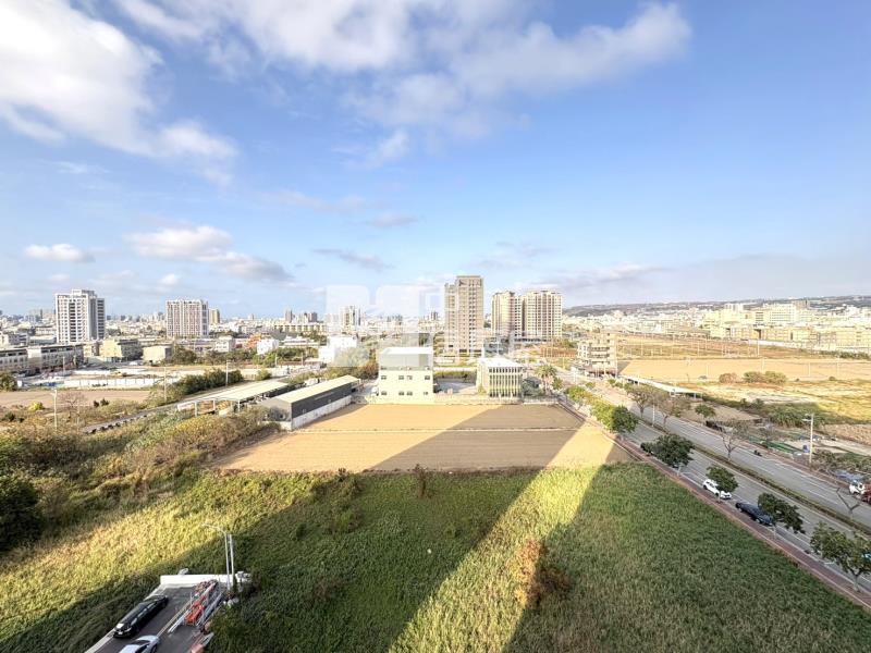 德光聚三房平車房屋室內格局與周邊環境