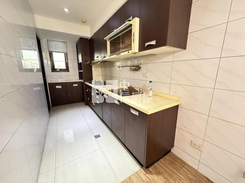 青埔近A19.A20雙主臥3+1房車房屋室內格局與周邊環境