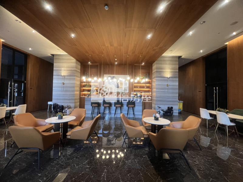 潤隆真愛海景二房車位房屋室內格局與周邊環境