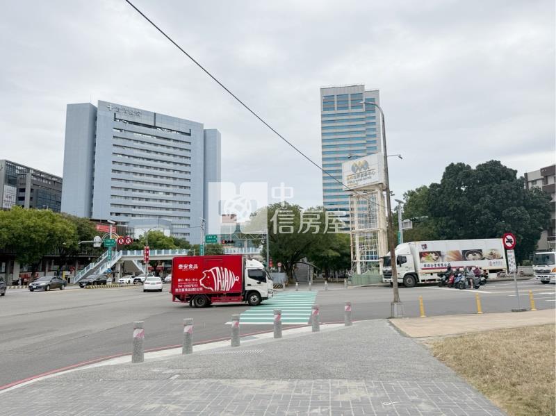 台中工業區1615坪合法三照廠房房屋室內格局與周邊環境