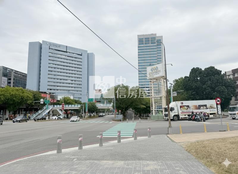 台中工業區1615坪合法三照廠房房屋室內格局與周邊環境