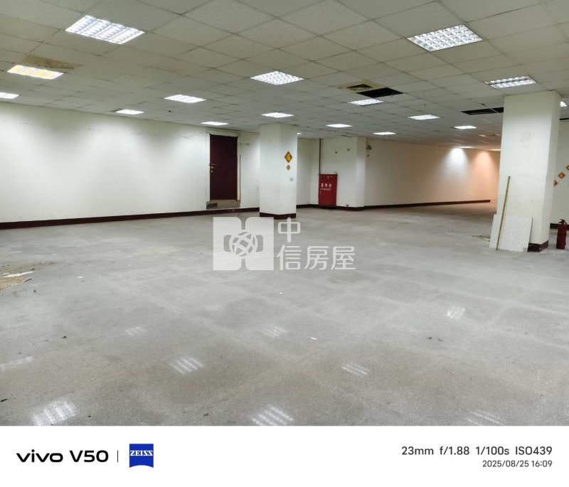 1I86圓緣園超大地下室房屋室內格局與周邊環境