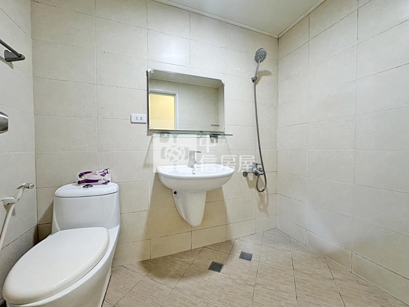 南屯精科免整理大三房房屋室內格局與周邊環境